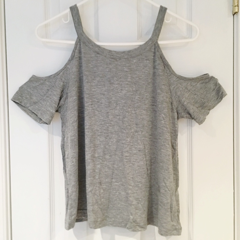🌸NWT Pacsun Cold Shoulder Top